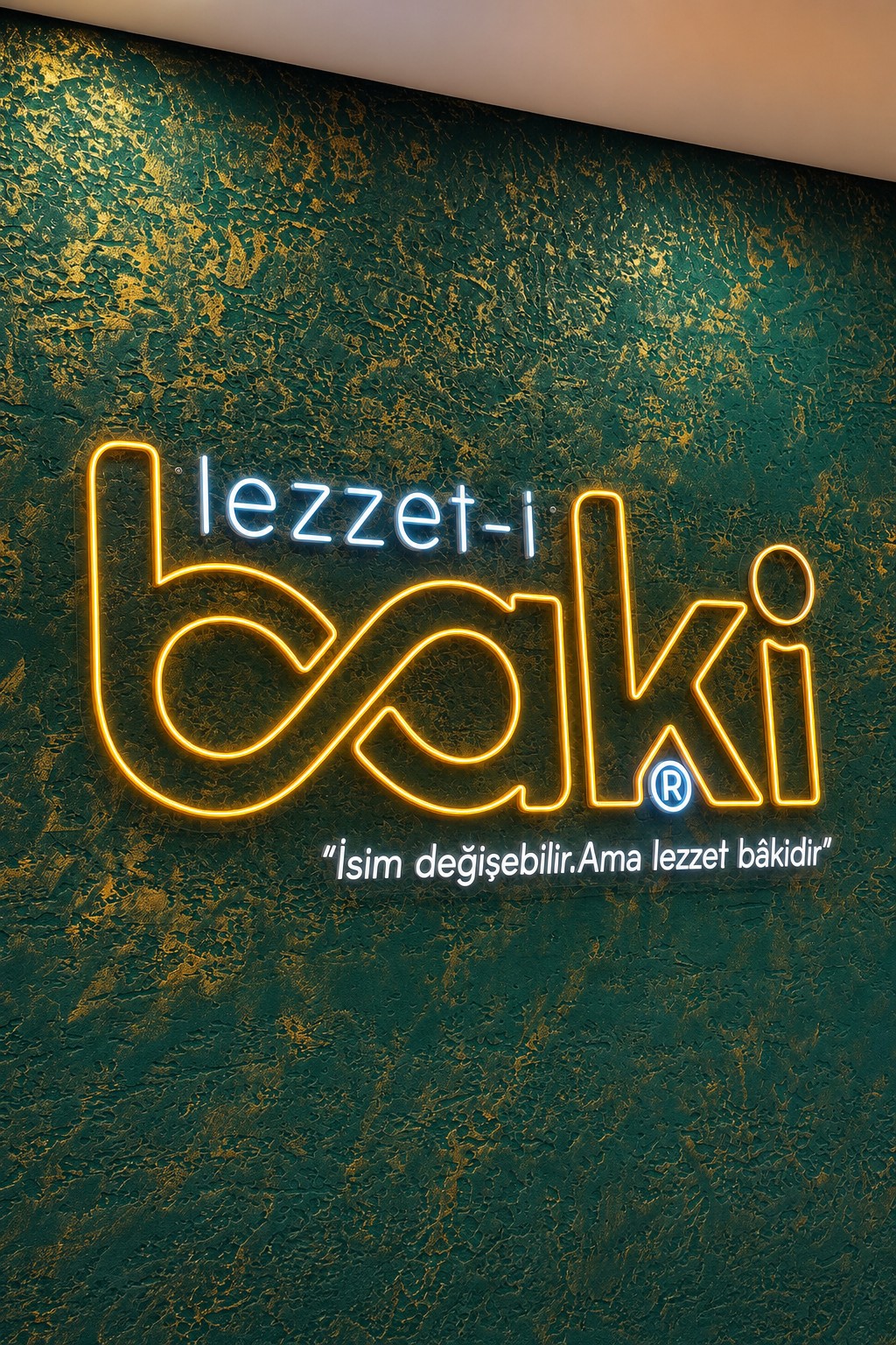 Lezzet-i Baki Döner tabela